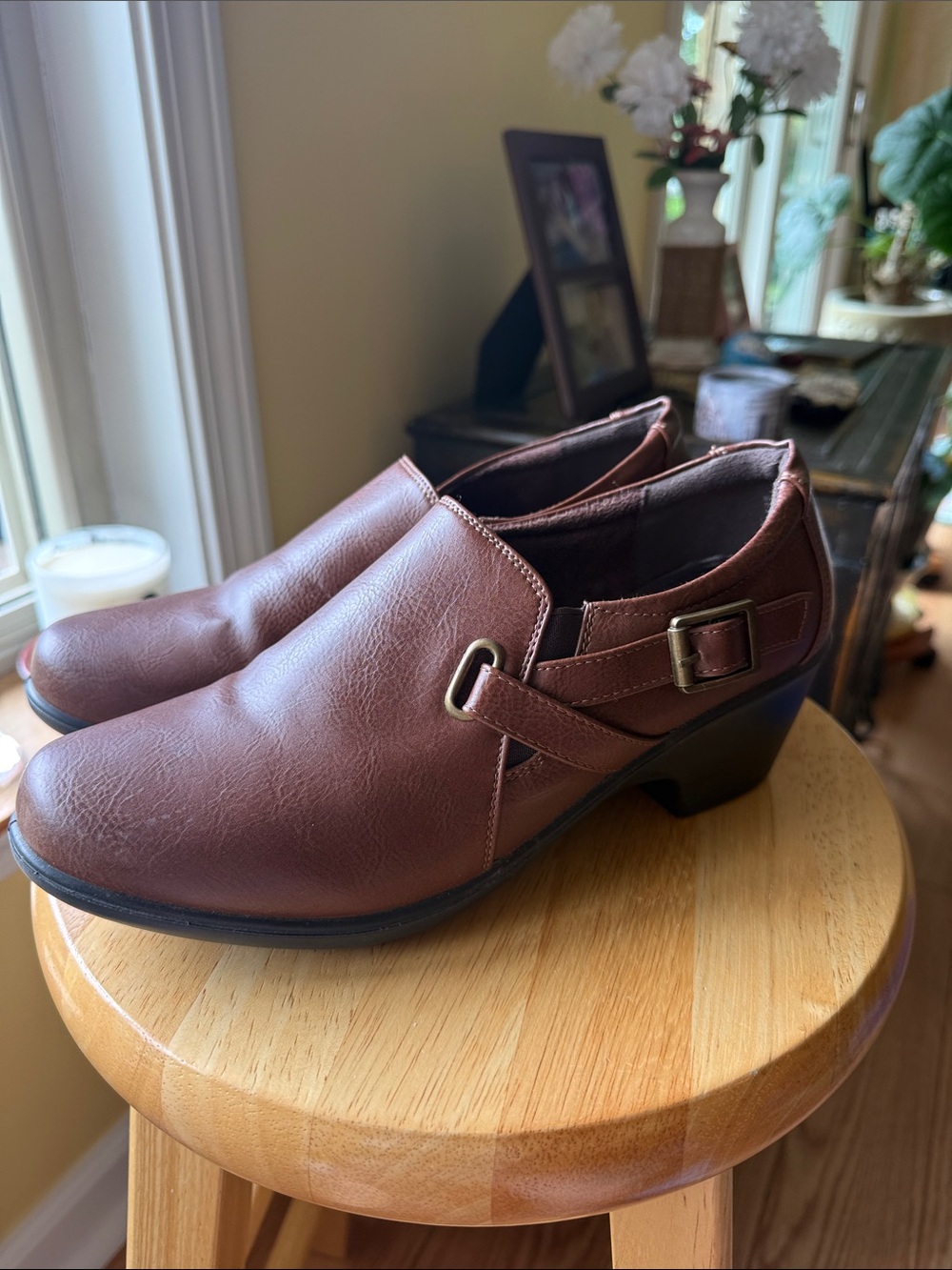 MarBella Brown Mary‎ Jane Comfort Shoes Buckle Low Heel Size 9